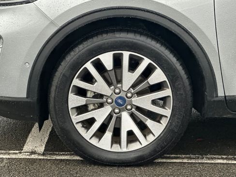 Certified 2021 Ford Escape Titanium w/ Class II Trailer Tow Package image 27