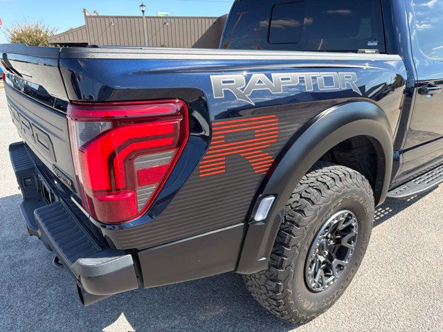 Certified 2025 Ford F150 Raptor w/ Equipment Group 803A Raptor R AWD/4WD image 5