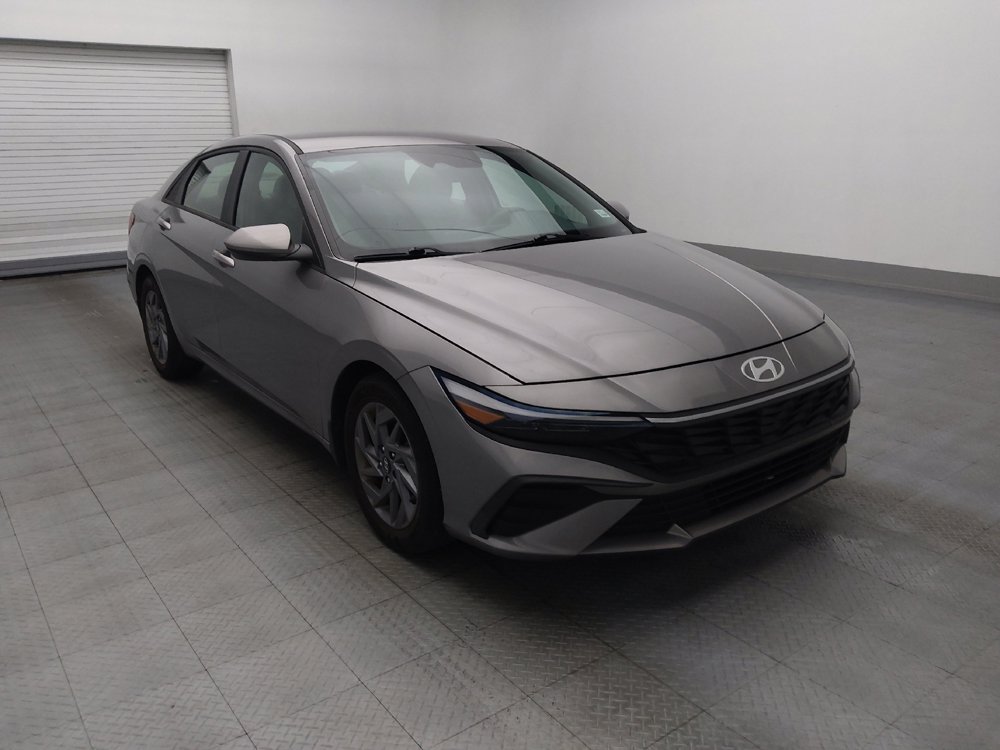 Used 2024 Hyundai Elantra SEL FWD image 13
