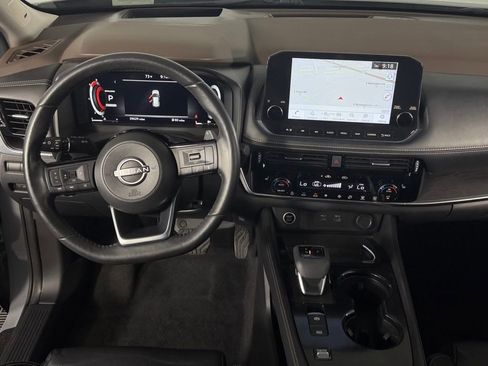 Used 2022 Nissan Rogue Platinum w/ Head-Up Display Package image 13