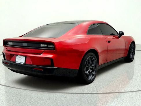 Used 2025 Dodge Charger Daytona R/T w/ Sun & Sound Package AWD/4WD image 5