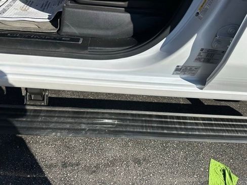 Used 2024 GMC Sierra 3500 Denali Ultimate image 28