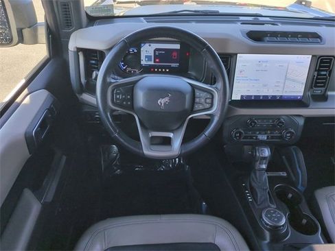 Certified 2023 Ford Bronco Wildtrak image 15