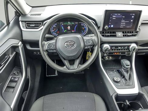 Certified 2024 Toyota RAV4 LE AWD/4WD image 14