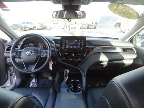 Used 2024 Toyota Camry SE w/ Blackout Package (TMS) image 22