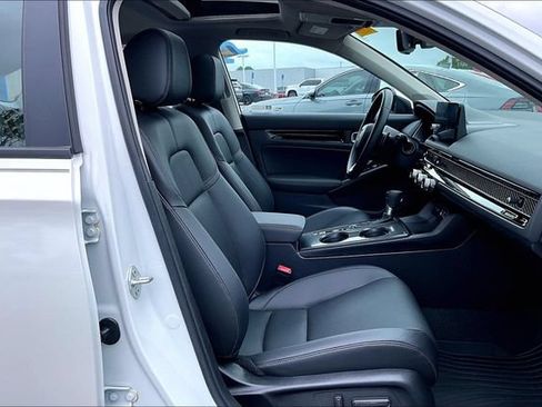 Used 2024 Honda Civic Touring image 28
