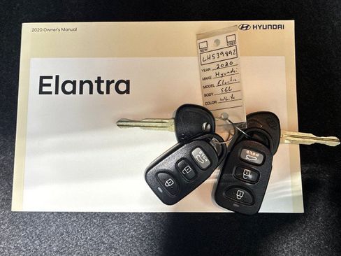 Used 2020 Hyundai Elantra SEL w/ Winter Weather Package FWD image 28