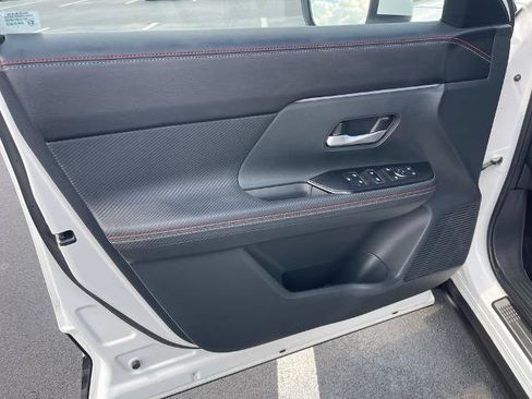 Certified 2025 Nissan Kicks SR w/ Illumination Package AWD/4WD image 12