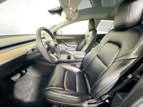Used 2022 Tesla Model 3 Long Range AWD/4WD image 14