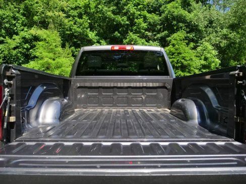 Used 2014 RAM 1500 Express RWD image 23