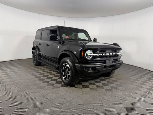 Used 2025 Ford Bronco Outer Banks AWD/4WD image 5