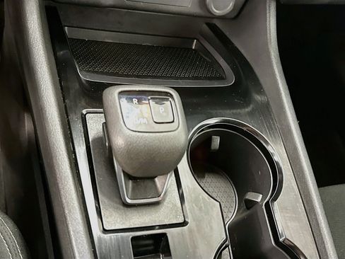 Used 2023 Nissan Rogue S AWD/4WD image 24