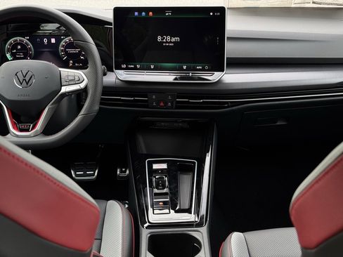 New 2025 Volkswagen GTI SE image 31