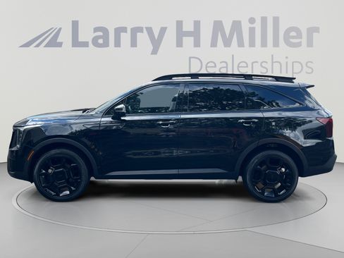 Used 2025 Kia Sorento SX Prestige AWD/4WD image 2