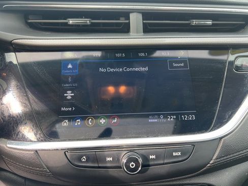 Used 2021 Buick Encore GX Essence w/ Experience Buick Package image 28