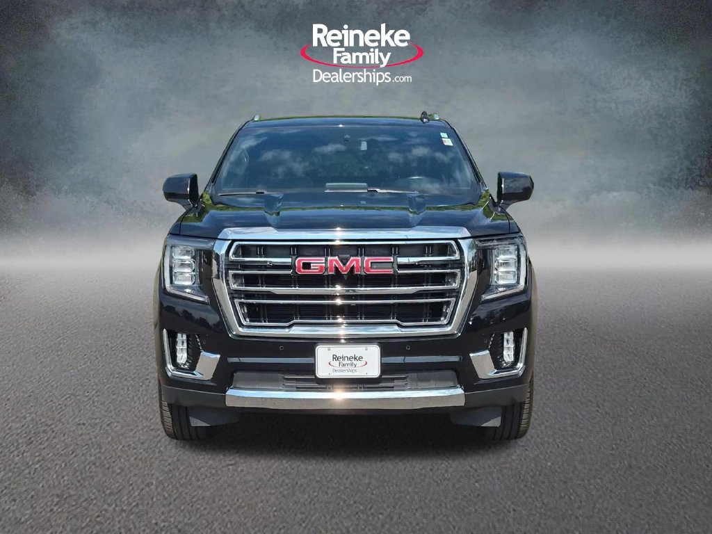 Used 2023 GMC Yukon SLT AWD/4WD image 2