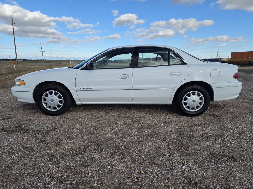 Used 2000 Buick Century Custom w/ Popular Pkg FWD image 2