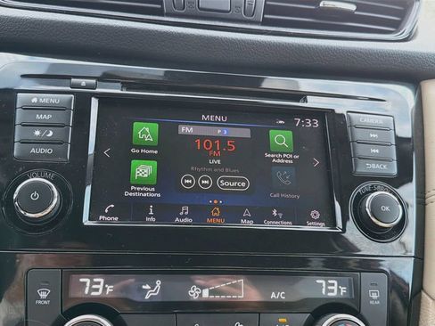 Used 2019 Nissan Rogue SL w/ Premium Package FWD image 29