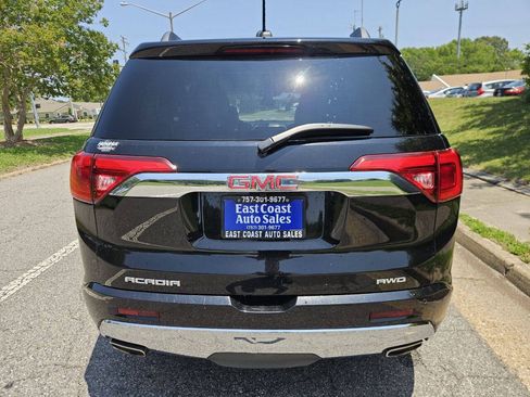 Used 2018 GMC Acadia Denali w/ Technology Package AWD/4WD image 4