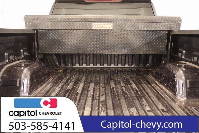 Used 2022 GMC Sierra 1500 SLT AWD/4WD image 25