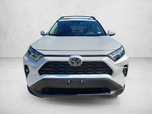 Used 2025 Toyota RAV4 XLE Premium FWD image 2