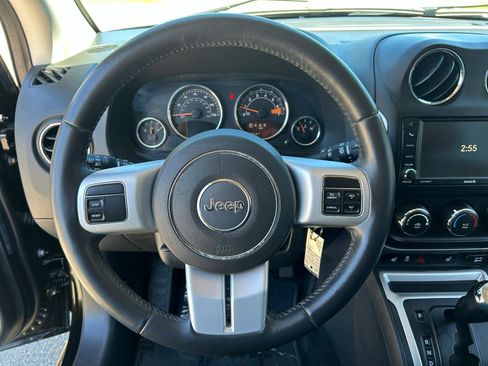 Used 2017 Jeep Compass High Altitude AWD/4WD image 16