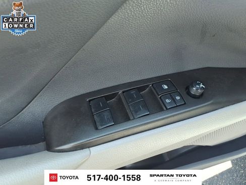 Used 2024 Toyota Camry SE w/ Cold Weather Package AWD/4WD image 17