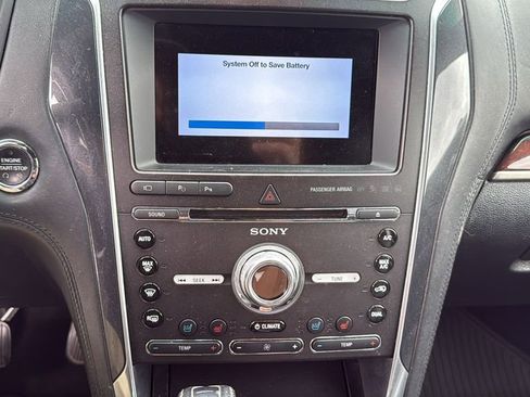 Used 2017 Ford Explorer Platinum AWD/4WD image 9