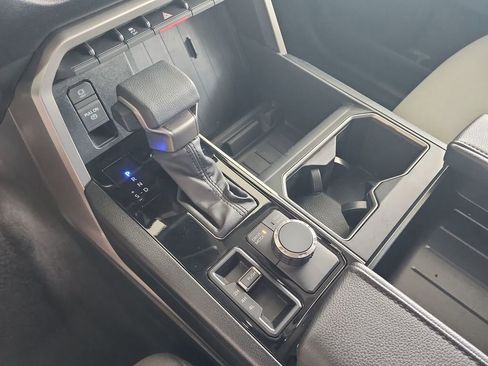 Used 2024 Toyota Tundra SR5 w/ SR5 Convenience Package AWD/4WD image 16