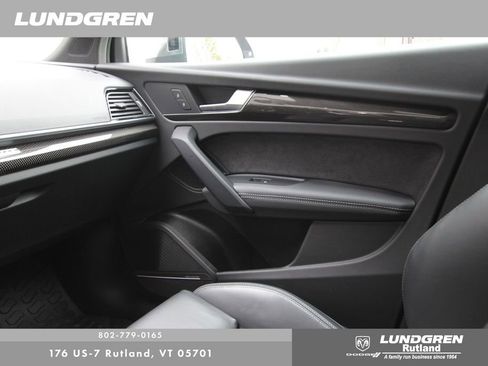 Certified 2024 Audi SQ5 Premium Plus image 21