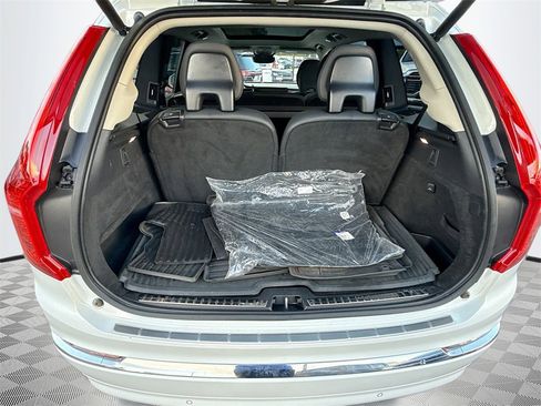 Used 2023 Volvo XC90 B5 Plus w/ Protection Package Premier image 30
