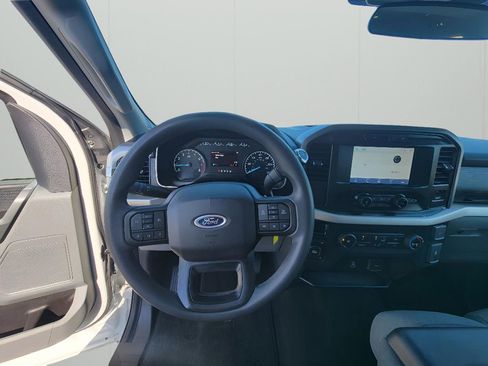 Used 2021 Ford F150 XLT image 13