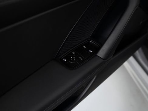 Certified 2024 Porsche 911 Carrera RWD image 21