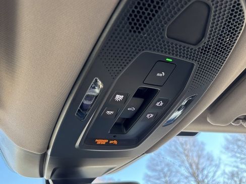 Used 2025 Porsche Panamera 4 image 44