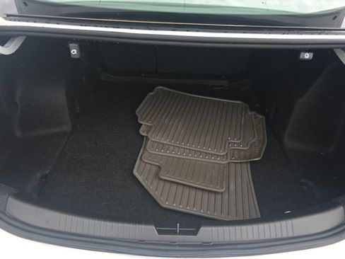 Used 2024 Chevrolet Malibu LT image 23