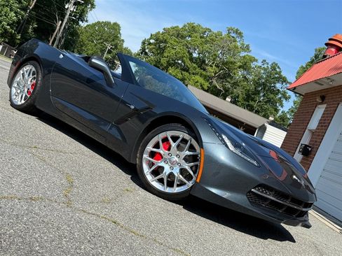 Used 2019 Chevrolet Corvette Stingray Convertible w/ 1LT RWD image 31
