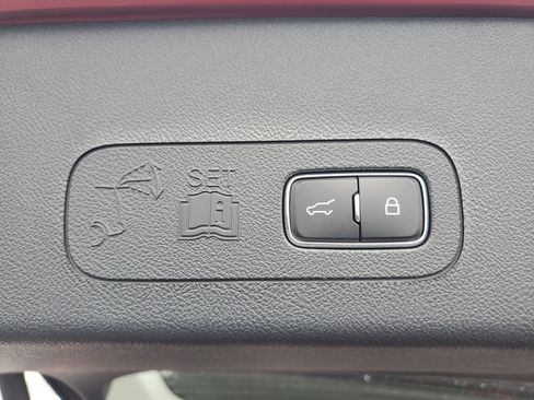 New 2026 Lincoln Aviator AWD image 30