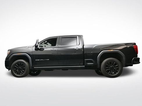 Used 2023 GMC Sierra 2500 Denali w/ Denali Black Diamond Edition AWD/4WD image 24
