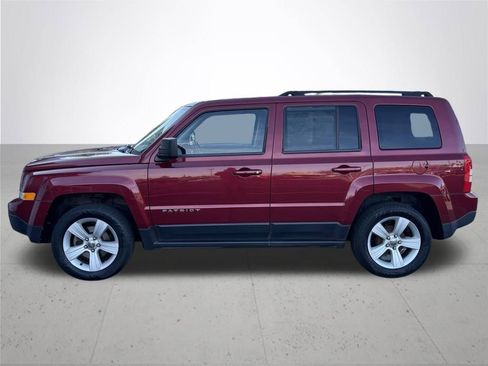 Used 2016 Jeep Patriot Latitude image 9
