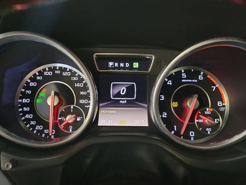 Used 2013 Mercedes-Benz G 63 AMG 4MATIC image 31