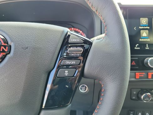 Used 2025 Nissan Frontier PRO-4X w/ Pro Premium Package image 23