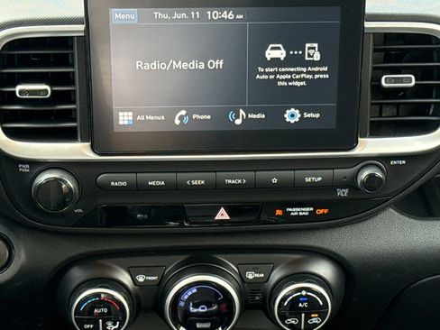 Used 2026 Hyundai Venue SEL FWD image 12