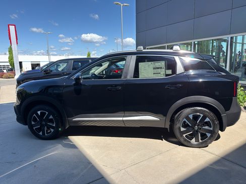New 2026 Nissan Kicks SV w/ Cold Weather Package AWD/4WD image 6