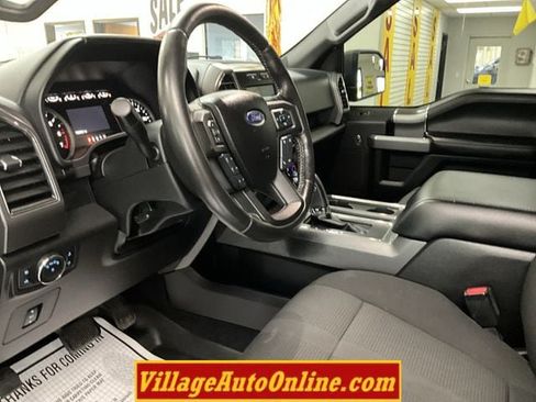 Used 2017 Ford F150 XLT w/ Equipment Group 302A Luxury AWD/4WD image 15