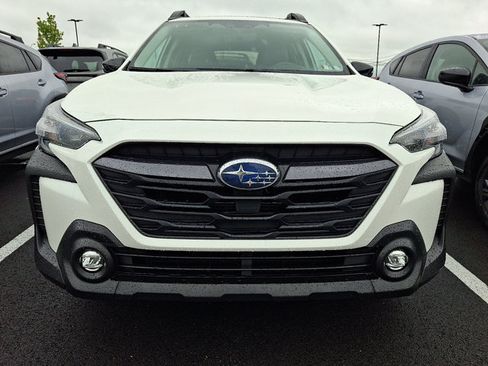 Certified 2025 Subaru Outback Premium AWD/4WD image 3