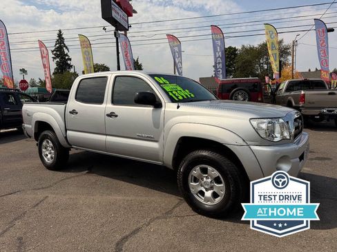 Used 2006 Toyota Tacoma PreRunner image 2