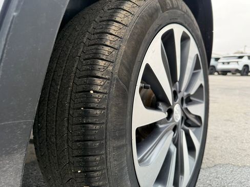 Used 2022 Buick Encore Preferred w/ Safety Package image 15