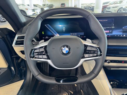 Used 2025 BMW 430i xDrive Coupe w/ Premium Package image 18