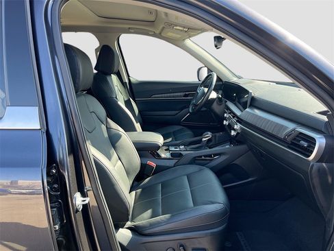Used 2025 Kia Telluride EX image 32