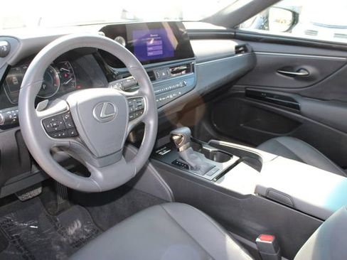 Certified 2024 Lexus ES 350 w/ Accessory Package (Z2) image 12